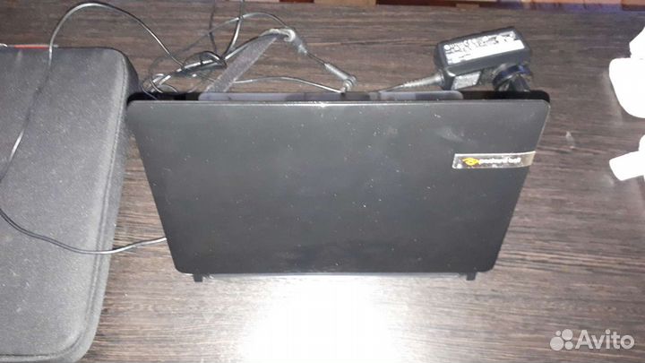 Продам нетбук