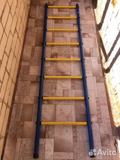 Шведская стенка с турником