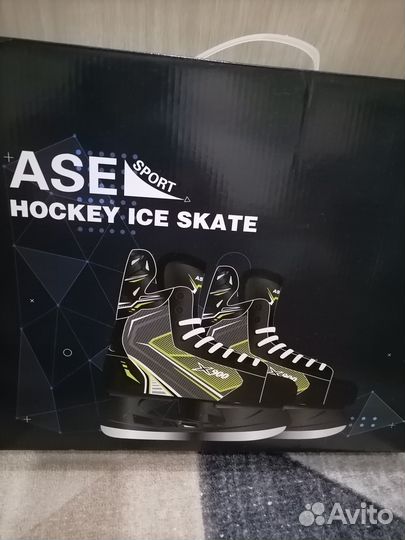 Коньки мужские новые 44 размер