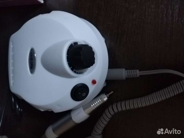 Аппарат для маникюра и лампа