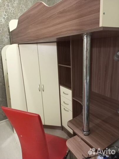 Спальный гарнитур бу