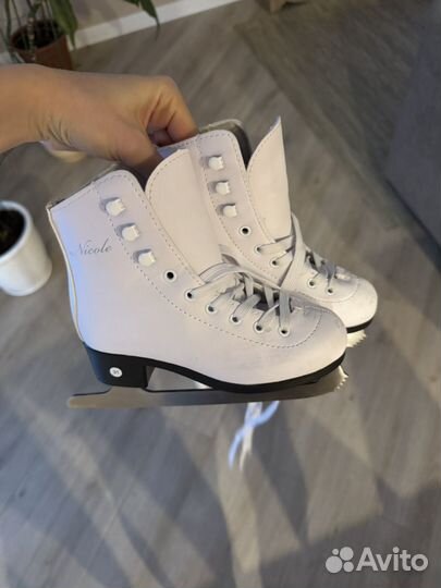 Коньки фигурные 31
