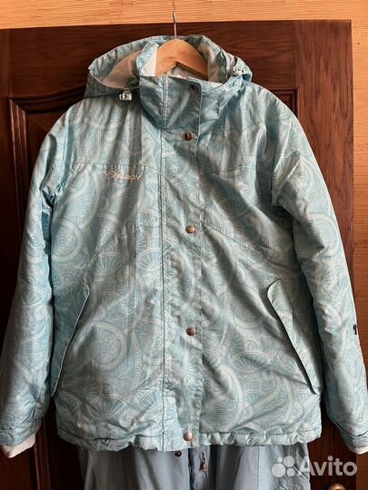 Костюм горнолыжный женский