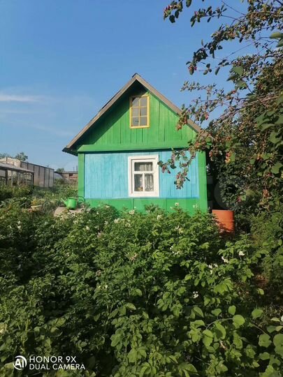 Дача 20 м² на участке 6 сот.