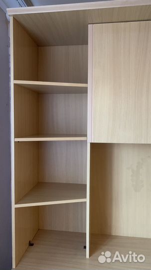 Угловой письменный стол