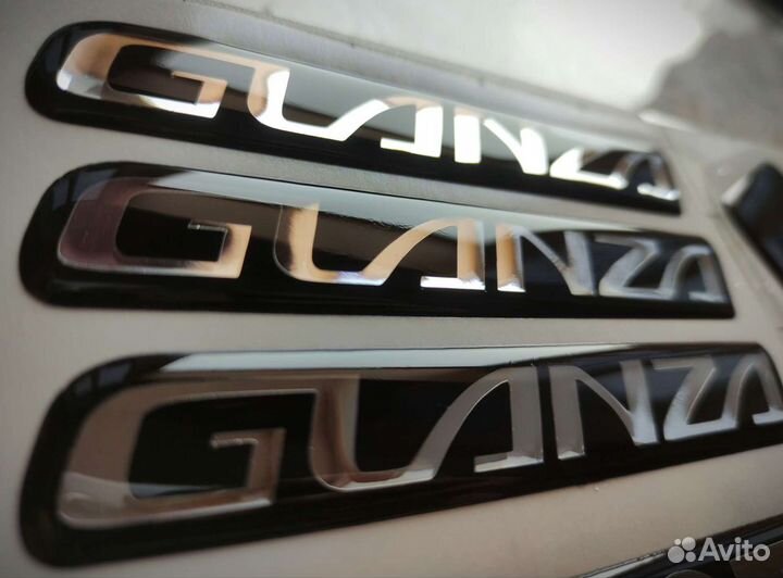 Объемные шильдики на автомобиль изготовление