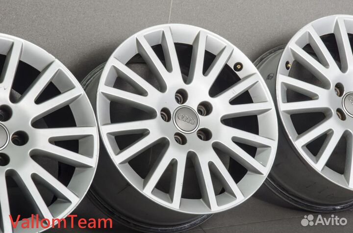 Лот M45671 Оригинальные 17-е диски audi