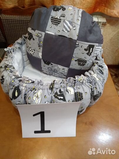 Лежанка для кошек