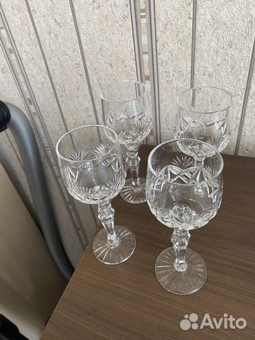 Бокалы разные, кружки, стаканы