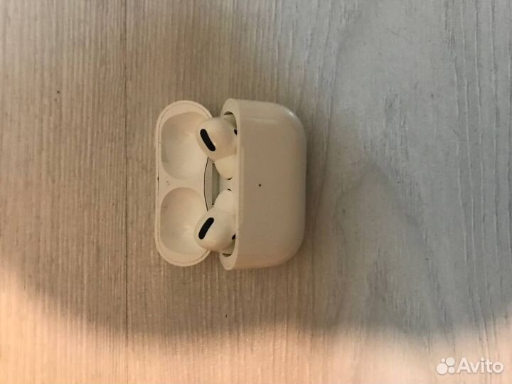 Apple airpods pro
