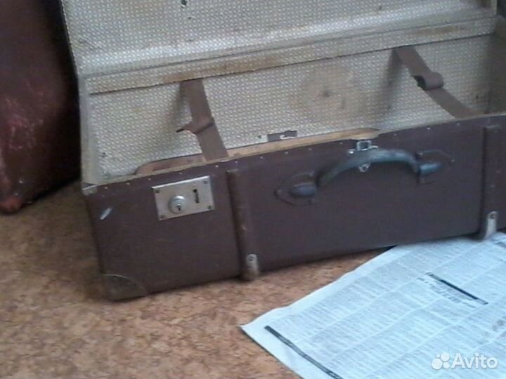 Старинные чемоданы