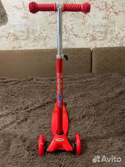 Самокат детский трехколесный новый до 60 кг