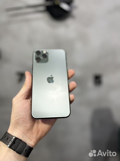 iPhone 11 Pro, 64 ГБ