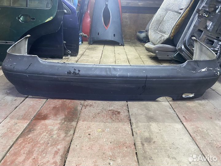 Задний бампер Nissan Pulsar N15