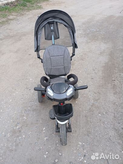 Детский велосипед с ручкой