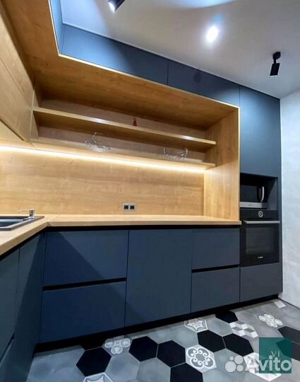 Красивый гарнитур для кухни