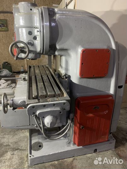 Фрезерный станок