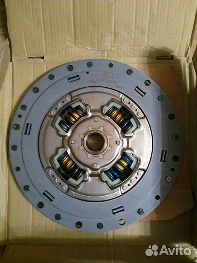 Lexus ls600hl демферный диск (сцепление)