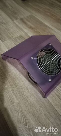 Вытяжка пылесос для маникюра