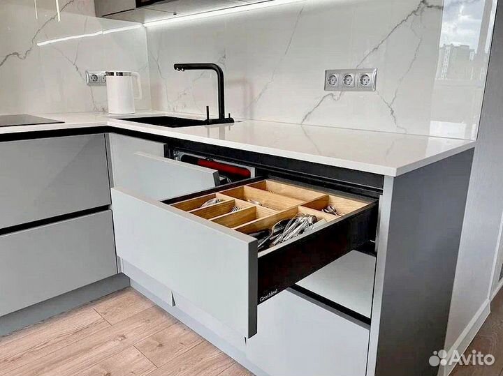 Кухонные гарнитуры на заказ