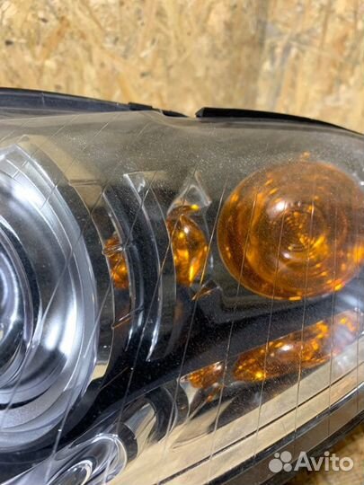 Фара передняя левая Audi A4 B7 2004-2009