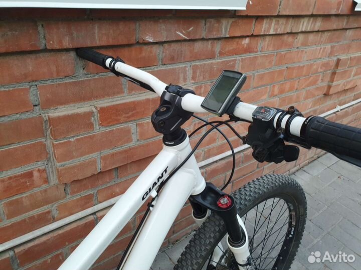 Горный велосипед giant
