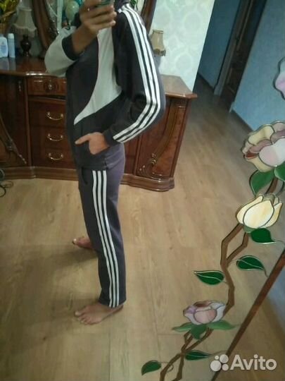 Спортивный костюм