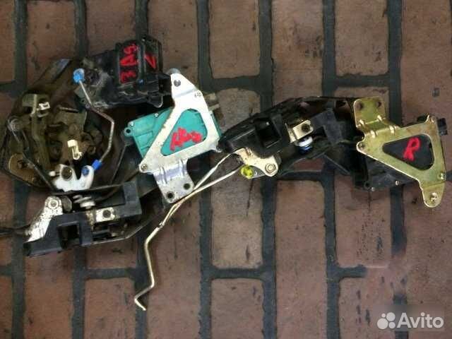 Замок двери Hyundai Accent X7MCF41GP9M218129 G4EC