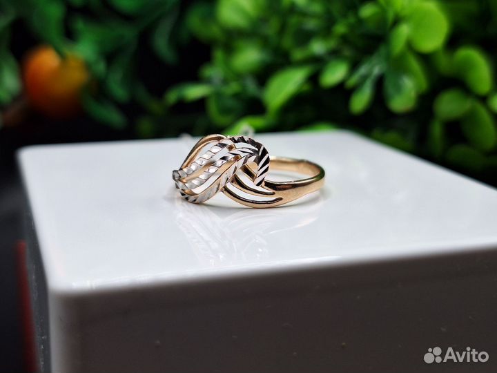 Золотое кольцо 585 пробы