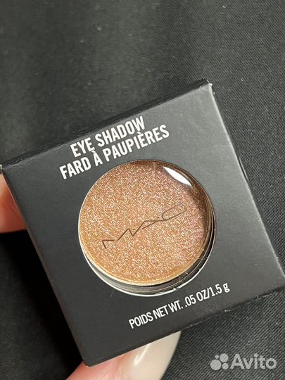 Тени для век от MAC