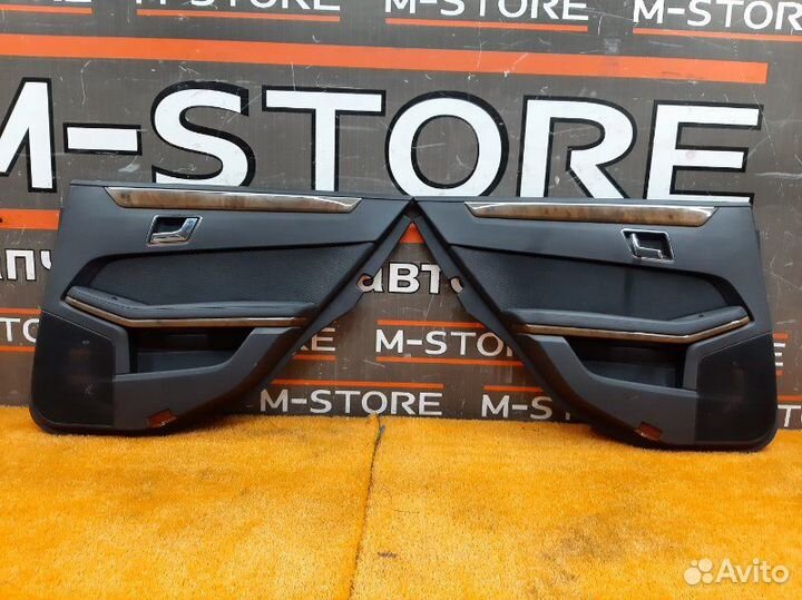 Обшивка двери задняя Mercedes-Benz E-Class W212