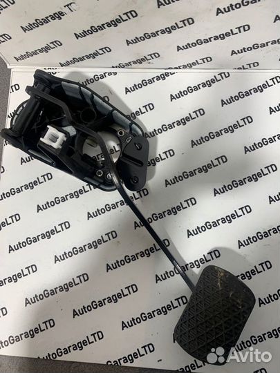 Педаль тормоза Mercedes-Benz Gl-Class W166 3.0D