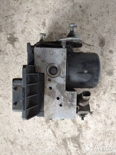 Блок abs Mercedes Benz W210 2001