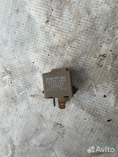 Реле поворотов Honda Stream I рестайлинг (2003-200