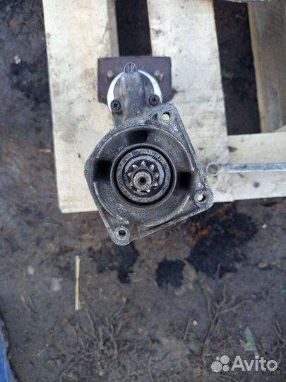 Стартер (автомат) Audi 80