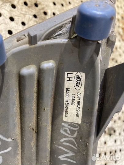 Фара противотуманная левая Ford Mondeo 4