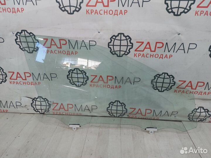 Стекло двери передний правый Toyota Rav 4 XA40