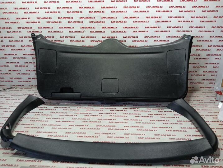 Обшивка двери багажника Subaru Outback BS FB25