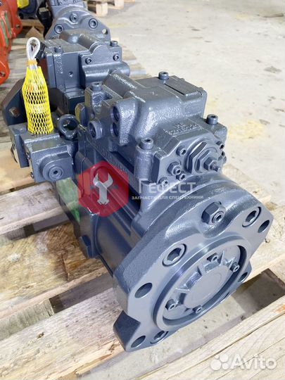 Гидравлический насос Hyundai RB260LC-9S 31Q6-10010