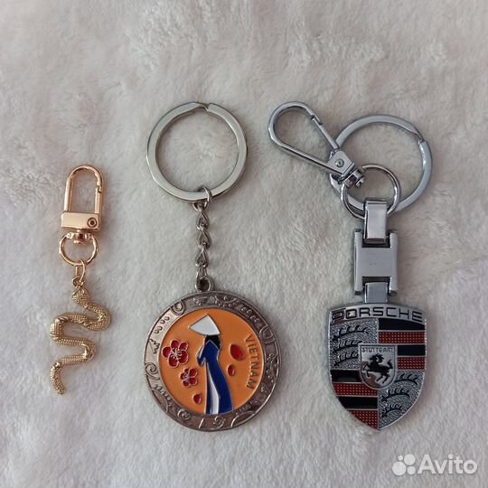 Брелки на ключи