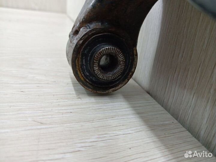 Рычаг подвески передний правый Hyundai Ix35