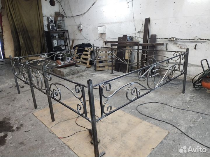 Могильная оградка