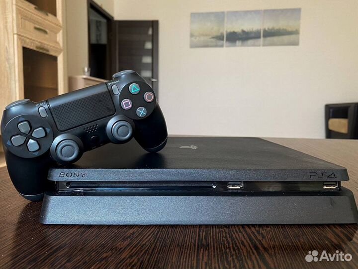 Sony PS4 slim