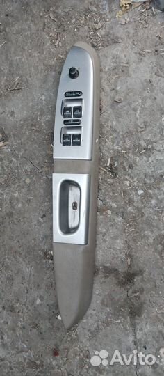 Chery fora - подлокотник водительский