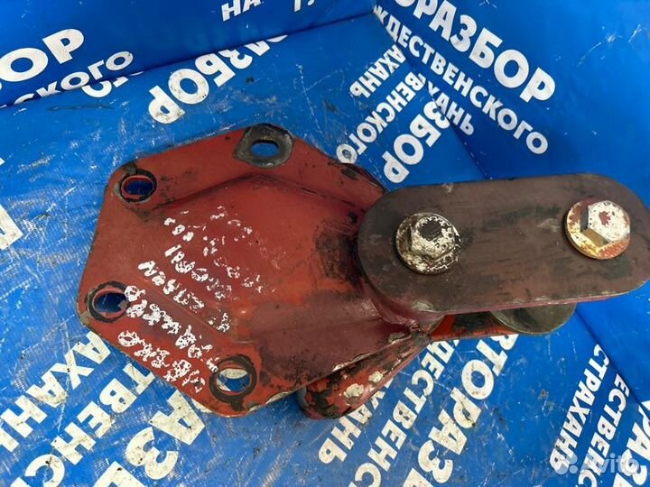 Кронштейн рессоры. Iveco Eurotrakker 2005