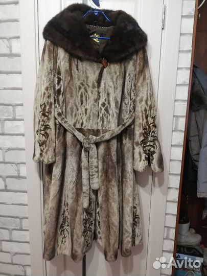 Шуба женская натуральная 48 50