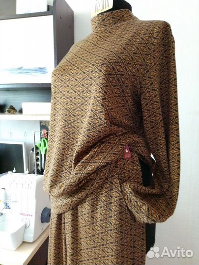 Костюм женский