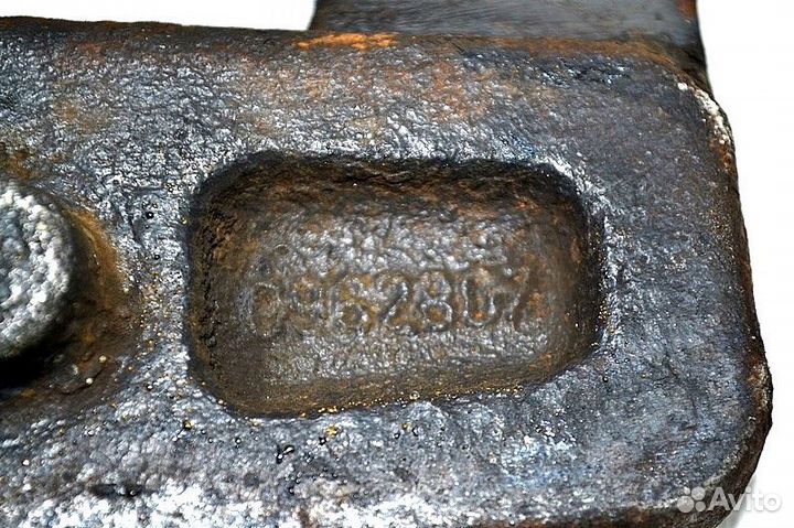 Кронштейн амортизатора переднего моста, нижний лев