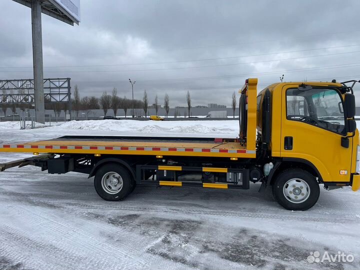 Isuzu Elf, 2024