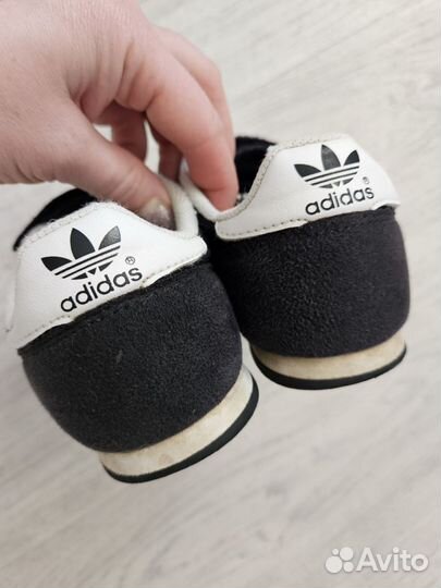 Кроссовки Adidas 31